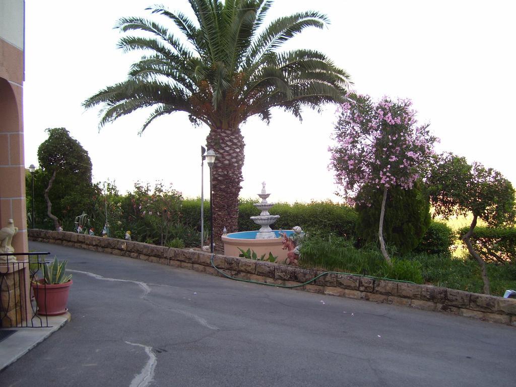 B&B Da Pietro Calascibetta Exterior foto
